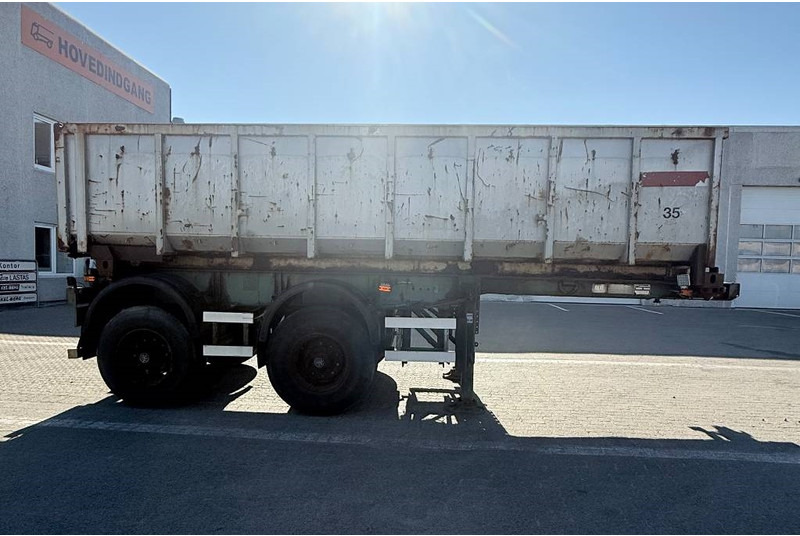 Pacton Containerchassis w. Steelbox / Stahlcontainer - Semi-remorque porte-conteneur/ Caisse mobile: photos 2 Pacton Containerchassis w. Steelbox / Stahlcontainer - Semi-remorque porte-conteneur/ Caisse mobile: photos 2