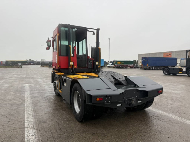 Kalmar Terminal tractor / Terminal-Zugmaschine / - Tracteur routier: photos 5 Kalmar Terminal tractor / Terminal-Zugmaschine / - Tracteur routier: photos 5