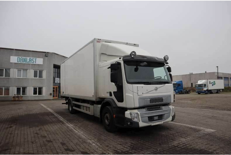 Volvo FE 18.320 EURO 6 - Camion fourgon: photos 2 Volvo FE 18.320 EURO 6 - Camion fourgon: photos 2