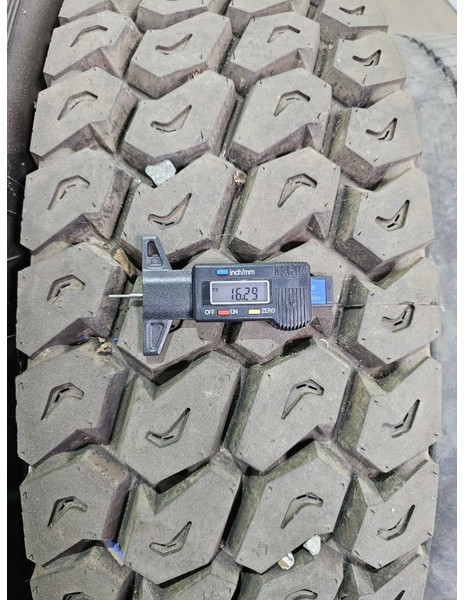 Continental 275/70R22.5 - Pneu pour Camion: photos 5 Continental 275/70R22.5 - Pneu pour Camion: photos 5