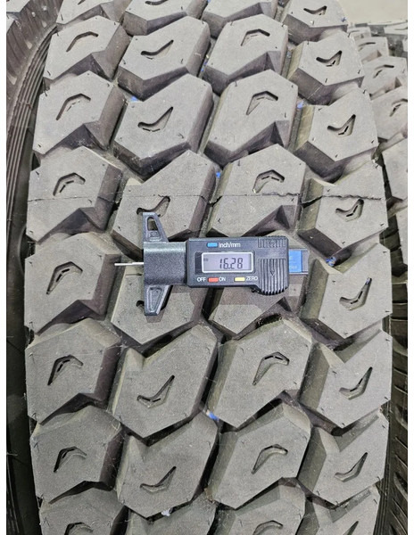 Continental 275/70R22.5 - Pneu pour Camion: photos 4 Continental 275/70R22.5 - Pneu pour Camion: photos 4