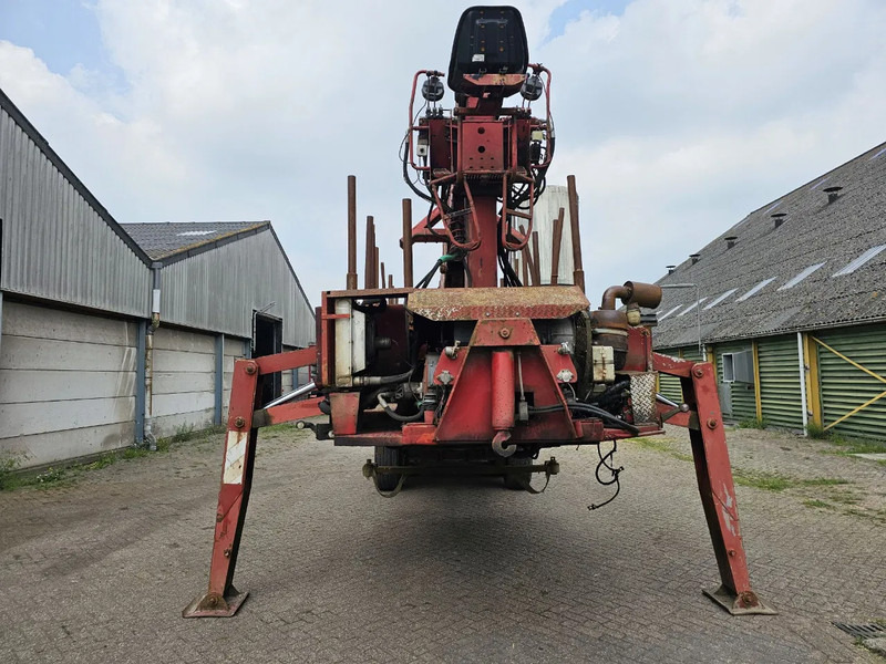 Doll 20T Crane - 6 meter extendable - Semi-remorque grumier: photos 2 Doll 20T Crane - 6 meter extendable - Semi-remorque grumier: photos 2