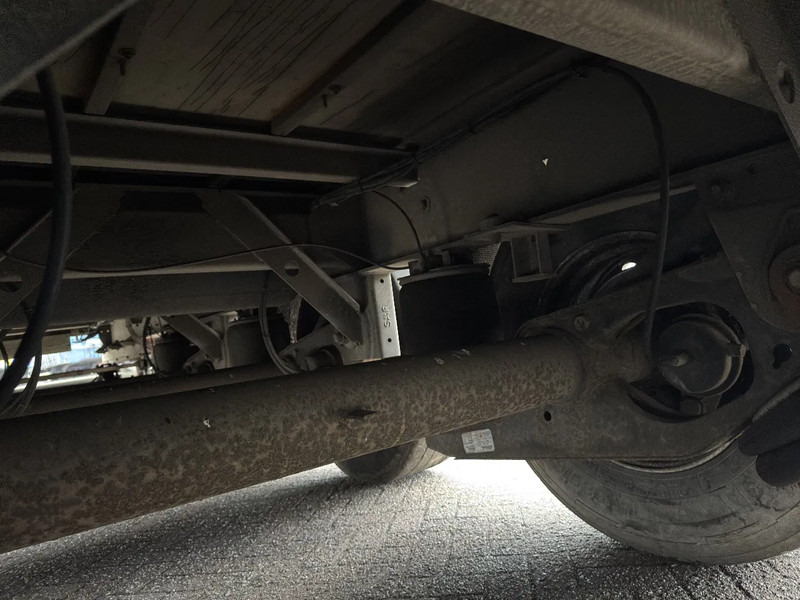 Semi-remorque rideaux coulissants Fliegl SDS 380 Dhollandia DHSMR.20 2000 KG: photos 18 Semi-remorque rideaux coulissants Fliegl SDS 380 Dhollandia DHSMR.20 2000 KG: photos 18