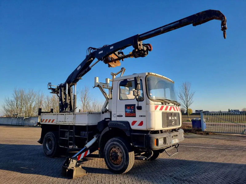 MAN 19.343 WaterDrill - Drill - Grounddrill - Boor - Camion grue: photos 3 MAN 19.343 WaterDrill - Drill - Grounddrill - Boor - Camion grue: photos 3