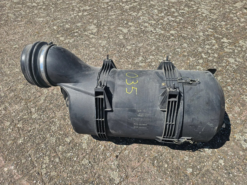 Mercedes-Benz Luchtfilterhuis - A0180949902 - Système d'admission d'air pour Camion: photos 2 Mercedes-Benz Luchtfilterhuis - A0180949902 - Système d'admission d'air pour Camion: photos 2