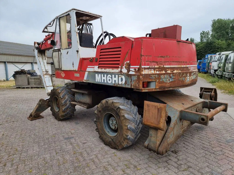 Pelle sur pneus O & K MH6HD: photos 8 Pelle sur pneus O & K MH6HD: photos 8