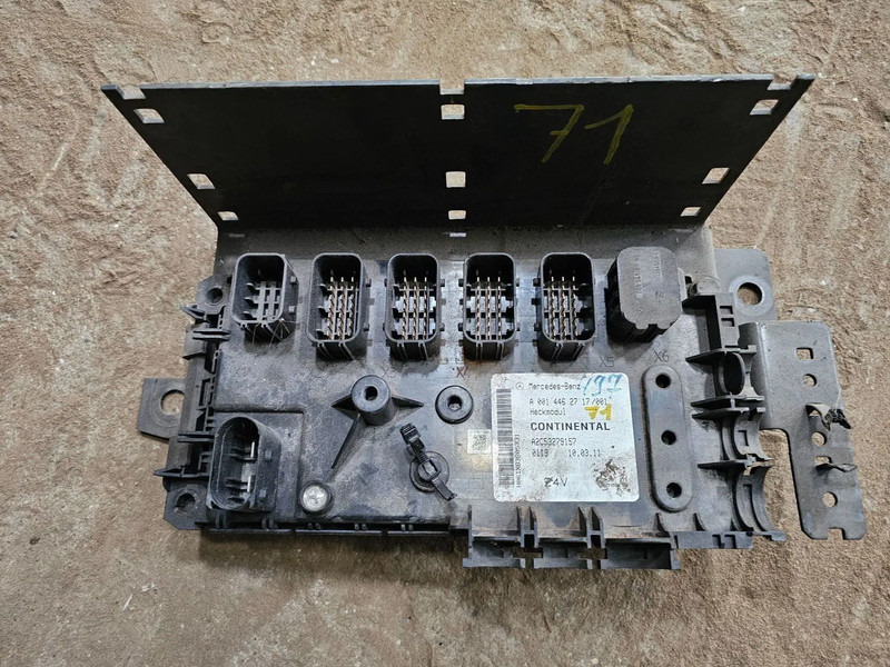 Mercedes-Benz Continental Lightunit Heckmodul - A0014462717/001 - Pièces de rechange pour Camion: photos 1 Mercedes-Benz Continental Lightunit Heckmodul - A0014462717/001 - Pièces de rechange pour Camion: photos 1