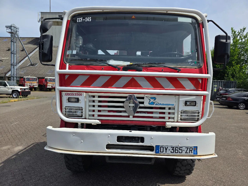 Renault M210 M210 - Camion de pompier: photos 2 Renault M210 M210 - Camion de pompier: photos 2