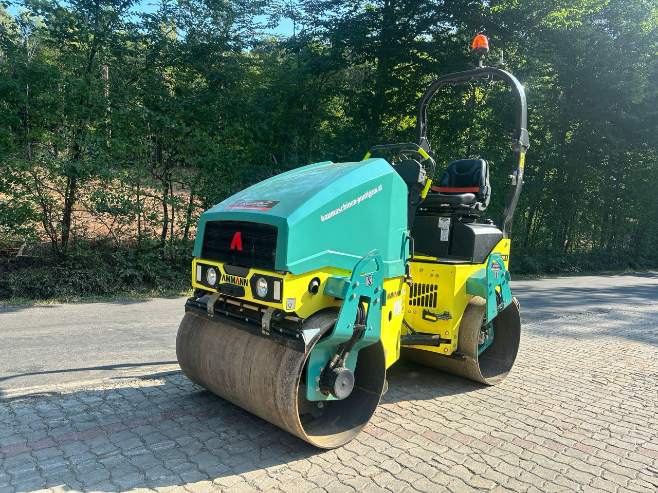 AMMANN ARX 26.1 - Mini compacteur: photos 3 AMMANN ARX 26.1 - Mini compacteur: photos 3