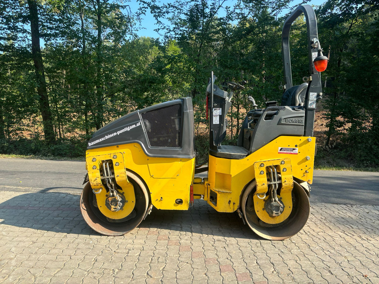 BOMAG BW 120 AD-5 - Mini compacteur: photos 1 BOMAG BW 120 AD-5 - Mini compacteur: photos 1