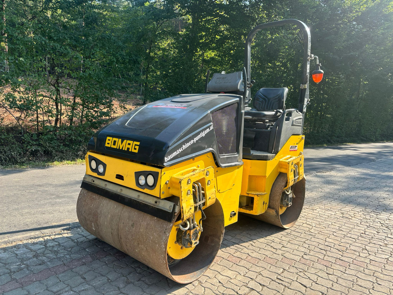 BOMAG BW 120 AD-5 - Mini compacteur: photos 3 BOMAG BW 120 AD-5 - Mini compacteur: photos 3