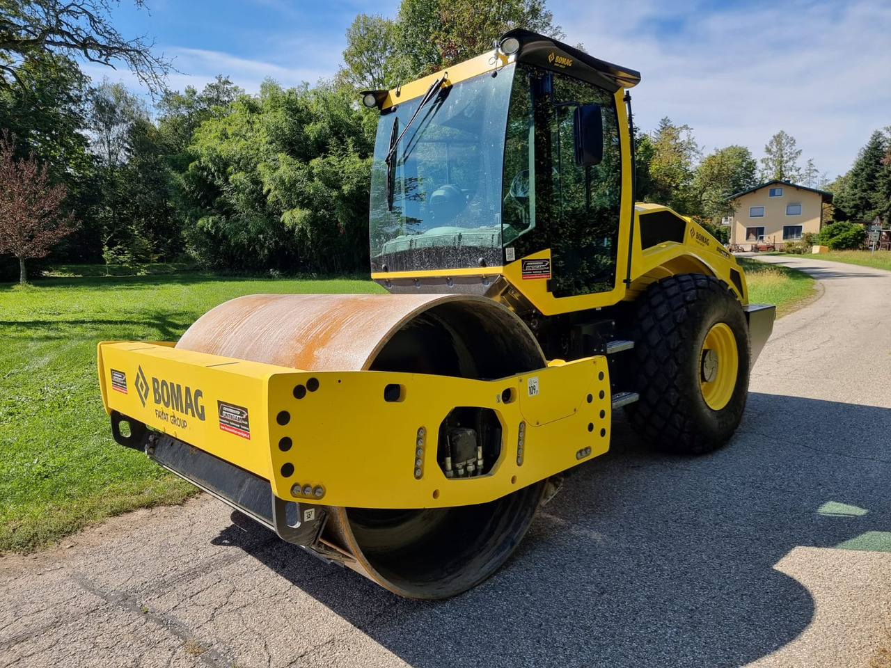 BOMAG BW 213 D-5 PL - Compacteur: photos 4 BOMAG BW 213 D-5 PL - Compacteur: photos 4
