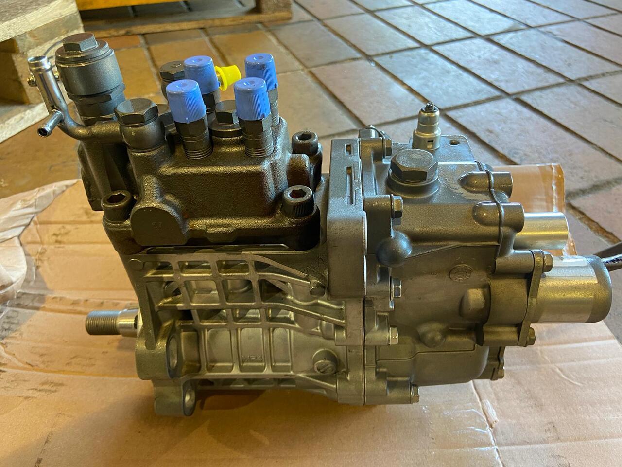 YANMAR Injection pump 4TNV98 - Pièces de rechange pour Engins de chantier: photos 1 YANMAR Injection pump 4TNV98 - Pièces de rechange pour Engins de chantier: photos 1