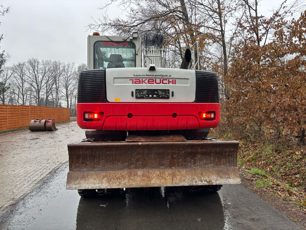 TAKEUCHI TB 1160 W - Pelle sur pneus: photos 5 TAKEUCHI TB 1160 W - Pelle sur pneus: photos 5
