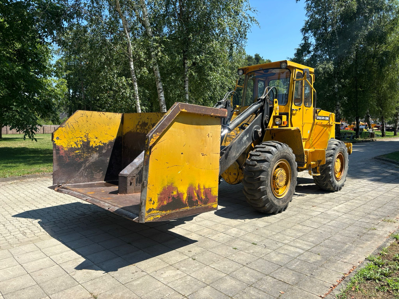 VOLVO BM 4300 - Chargeuse sur pneus: photos 3 VOLVO BM 4300 - Chargeuse sur pneus: photos 3