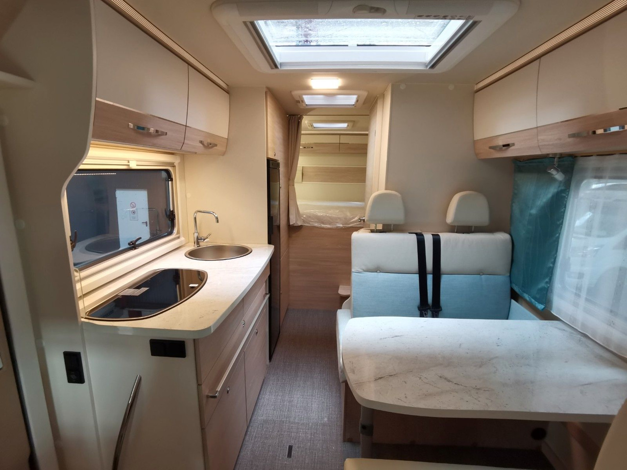 Camping-car capucine Eura Mobil ACTIVA ONE 690 HB / 180PS-40H MAXI/ PANORAMADACH: photos 12