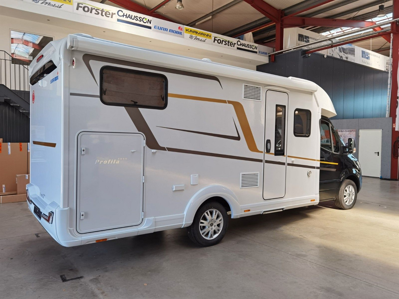 Eura Mobil PROFILA T 726 EF / -2025-/ MONDIAL PLUS & S-PAKE - Camping-car profilé: photos 4 Eura Mobil PROFILA T 726 EF / -2025-/ MONDIAL PLUS & S-PAKE - Camping-car profilé: photos 4
