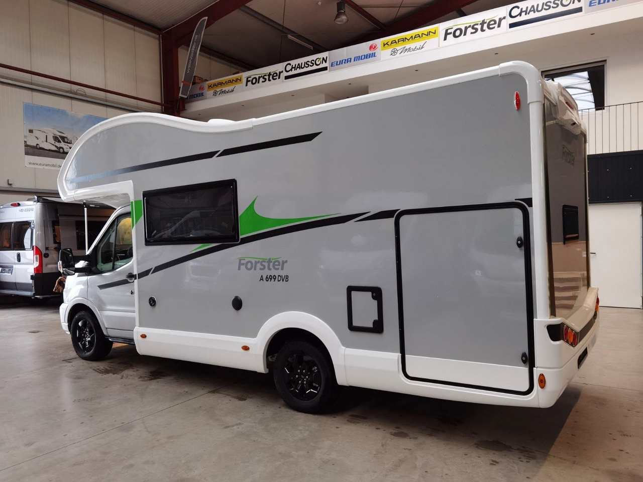 Forster A 699 DVB / -2026- / 165PS-8G AUTOMATIK - Camping-car capucine: photos 5 Forster A 699 DVB / -2026- / 165PS-8G AUTOMATIK - Camping-car capucine: photos 5