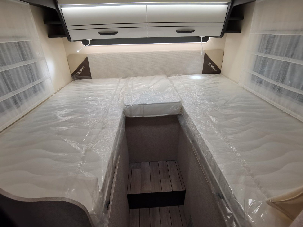 Camping-car capucine Forster A 699 EB / - 2026 - / 165 PS - 8G / EINZELBETTEN: photos 20