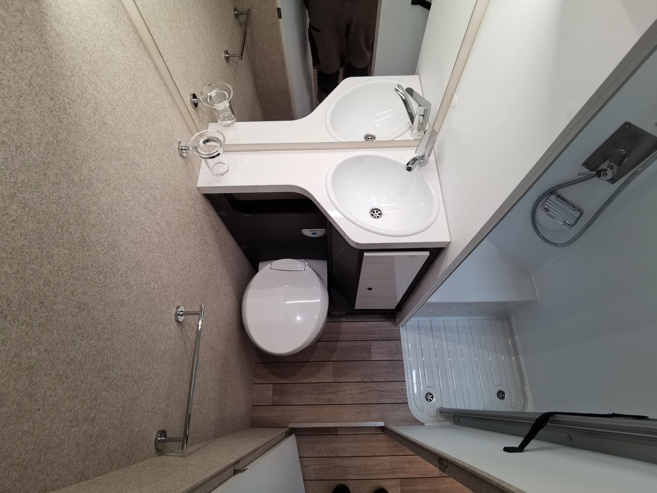 Camping-car capucine Forster A 699 VB / - MODELL 2025- / 140PS / ETAGENBETTEN: photos 27