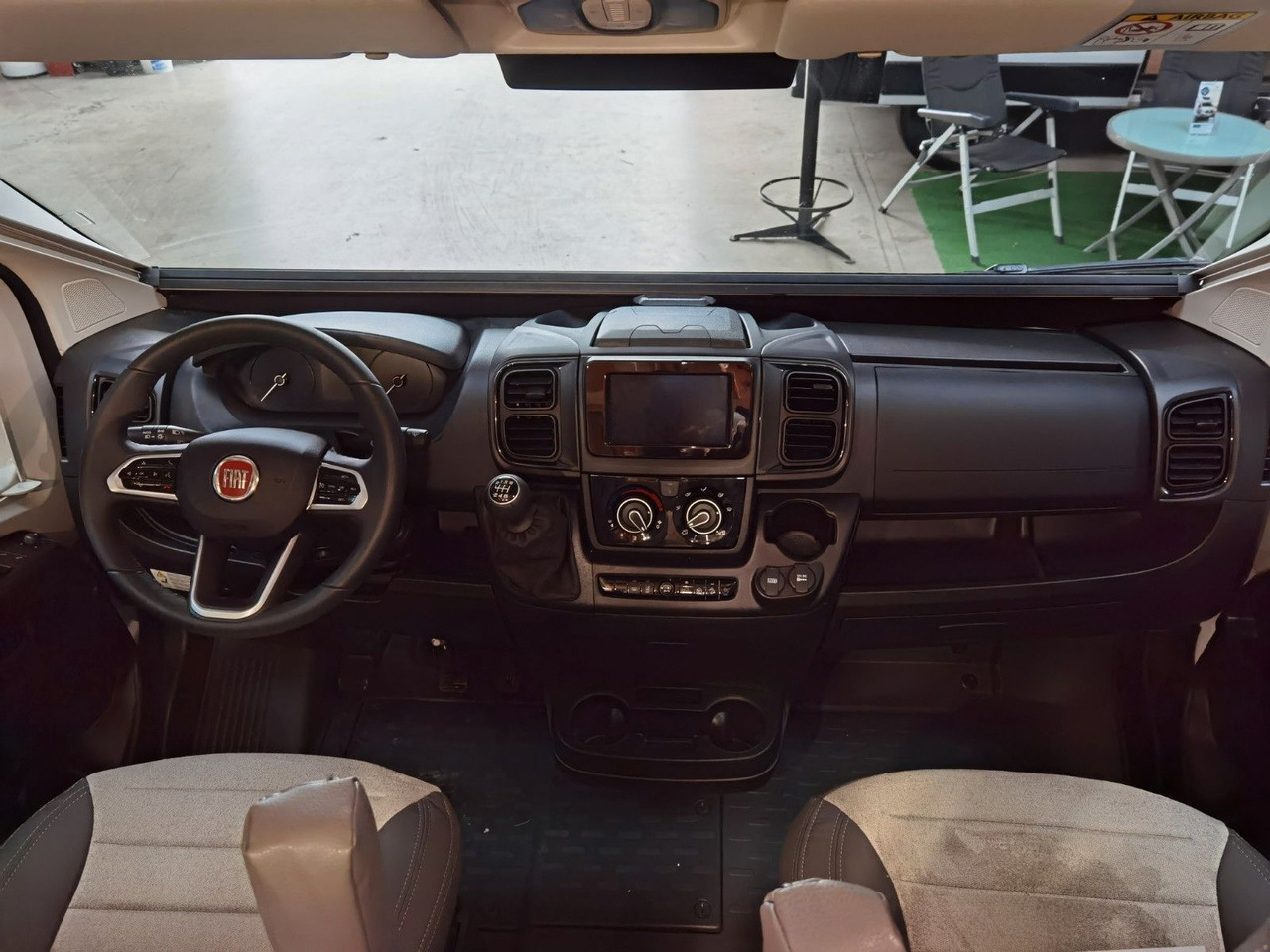 Fourgon aménagé Karmann DEXTER 550 / 140PS / CONCEPT - PAKET & HUBBETT: photos 10
