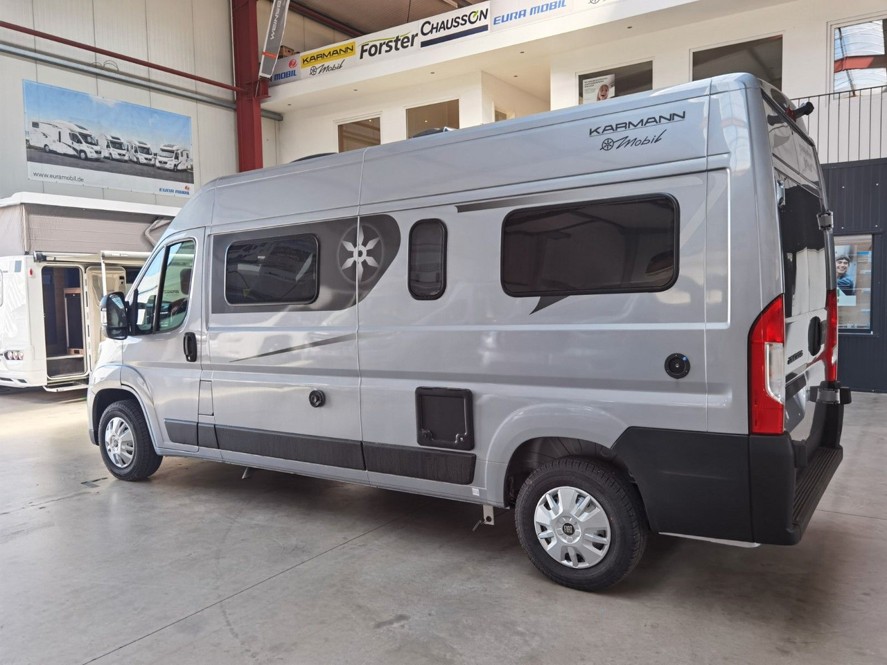 Karmann DEXTER 580 / -MODELL 2025- / CONCEPT - PAKET Karmann DEXTER 580 / -MODELL 2025- / CONCEPT - PAKET - Fourgon aménagé: photos 5 Karmann DEXTER 580 / -MODELL 2025- / CONCEPT - PAKET Karmann DEXTER 580 / -MODELL 2025- / CONCEPT - PAKET - Fourgon aménagé: photos 5