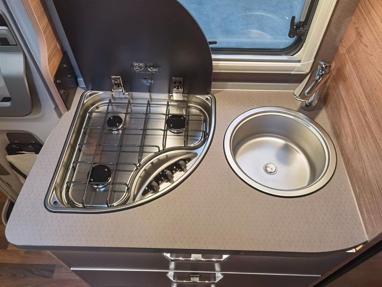 Camping-car profilé Weinsberg CARACOMPACT 600 MEG PEPPER / 180PS- 8G-AUTOMATIK: photos 16