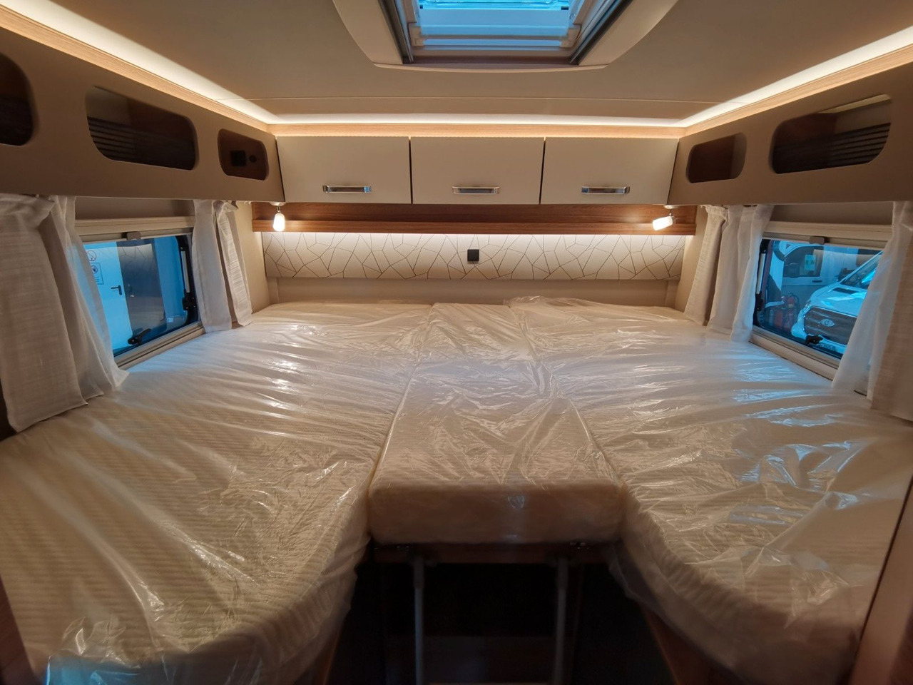 Camping-car profilé Weinsberg CARACOMPACT SUITE 640 MEG PEPPER / - MODELL 2025: photos 18