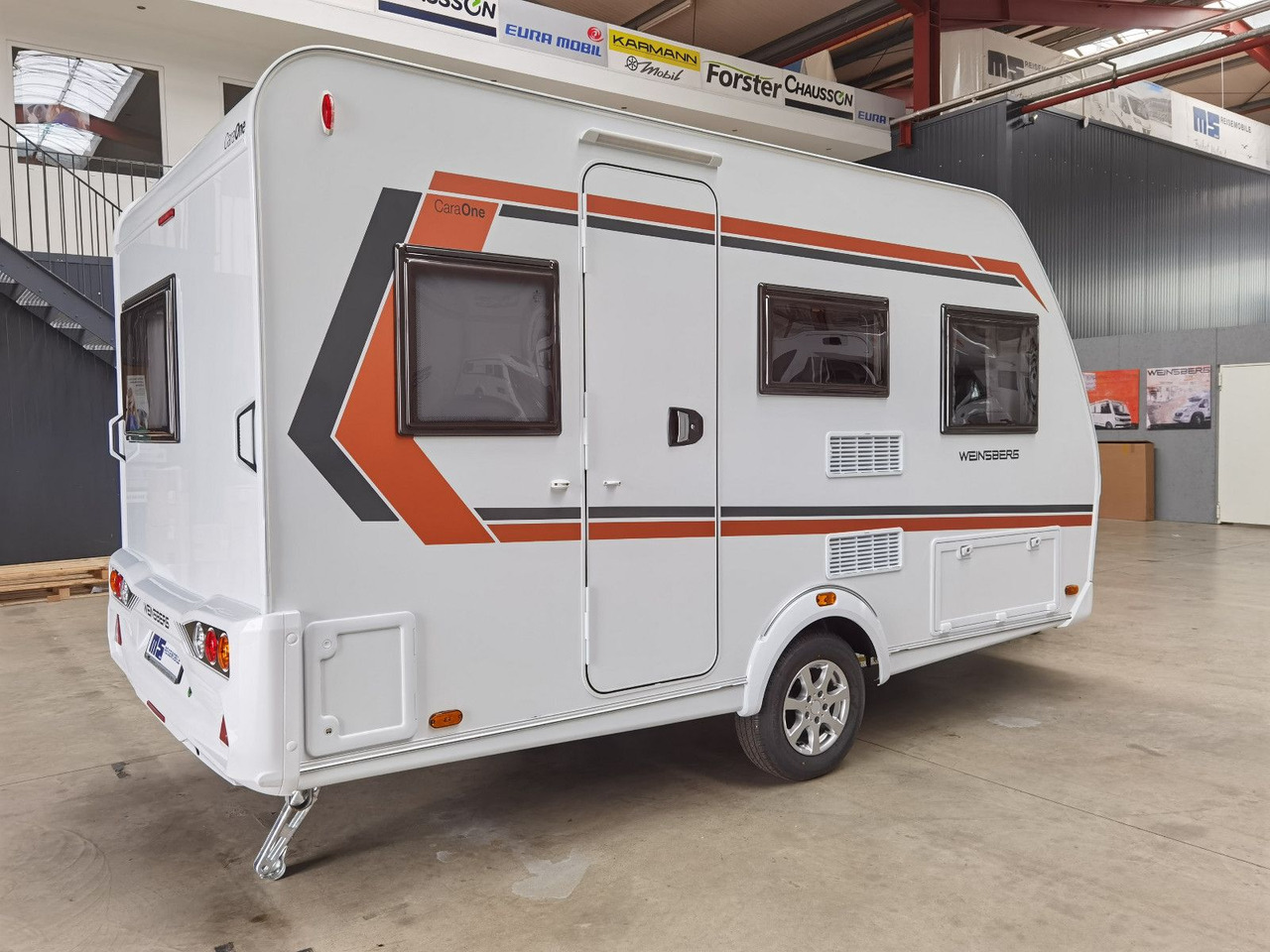Weinsberg CARAONE 390 QD / -2026 -/ 1350 KG - Caravane: photos 4 Weinsberg CARAONE 390 QD / -2026 -/ 1350 KG - Caravane: photos 4