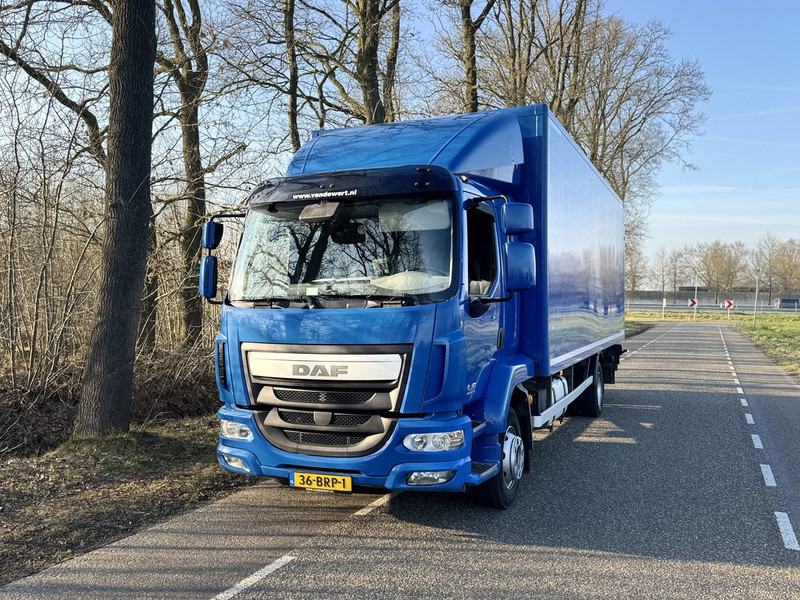 DAF LF 250 - Camion fourgon: photos 2 DAF LF 250 - Camion fourgon: photos 2