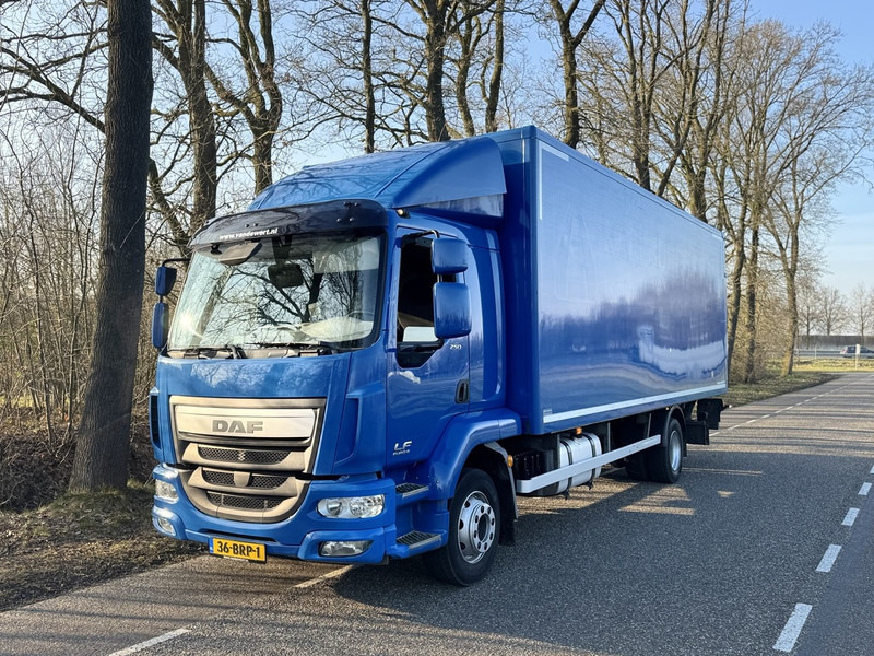 DAF LF 250 - Camion fourgon: photos 1 DAF LF 250 - Camion fourgon: photos 1