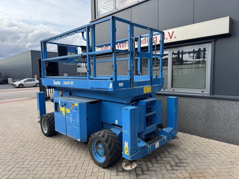 Genie GS 2669 RT  Hoogwerker / Arbeitsbuhne 10mtr werkhoogte 4x4 kubota DIESEL 2013 - Nacelle ciseaux: photos 4 Genie GS 2669 RT  Hoogwerker / Arbeitsbuhne 10mtr werkhoogte 4x4 kubota DIESEL 2013 - Nacelle ciseaux: photos 4