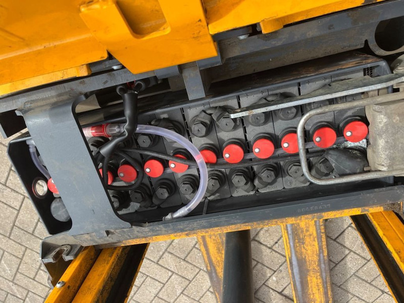 Jungheinrich EJD220 2000kg staplelaar heftruck 280cm hoog initiaal heffing 2013 ACCU2016 - Transpalette: photos 3 Jungheinrich EJD220 2000kg staplelaar heftruck 280cm hoog initiaal heffing 2013 ACCU2016 - Transpalette: photos 3