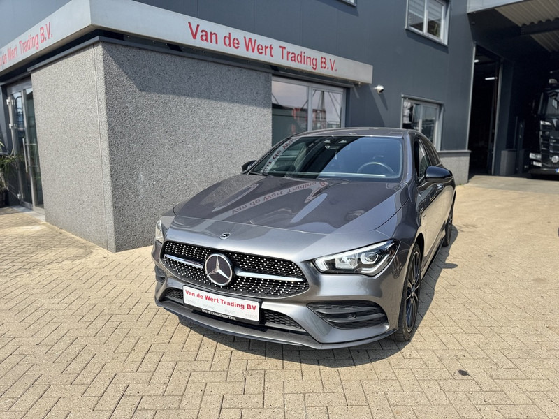 Mercedes-Benz CLA-Klasse 250e Shooting Brake Hybride Amg Pakket Night Pakket Burmester Audio Automaat 2021 APK 8-2027 - Voiture: photos 2 Mercedes-Benz CLA-Klasse 250e Shooting Brake Hybride Amg Pakket Night Pakket Burmester Audio Automaat 2021 APK 8-2027 - Voiture: photos 2