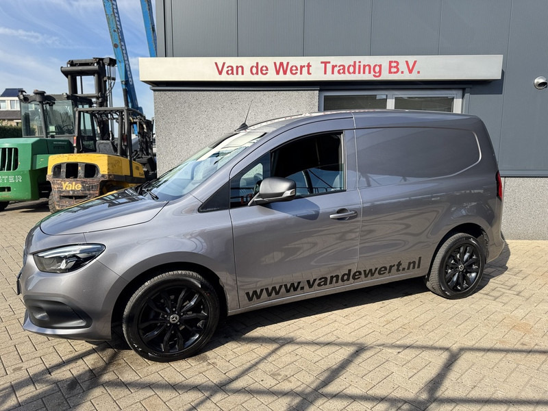 Mercedes-Benz Citan 110 CDI 95PK Diesel 2021 Airco / DAB + / Apple Carplay / Camera / LM Velgen / Cruise control / Navi Zeer Net! - Fourgon grand volume: photos 2 Mercedes-Benz Citan 110 CDI 95PK Diesel 2021 Airco / DAB + / Apple Carplay / Camera / LM Velgen / Cruise control / Navi Zeer Net! - Fourgon grand volume: photos 2