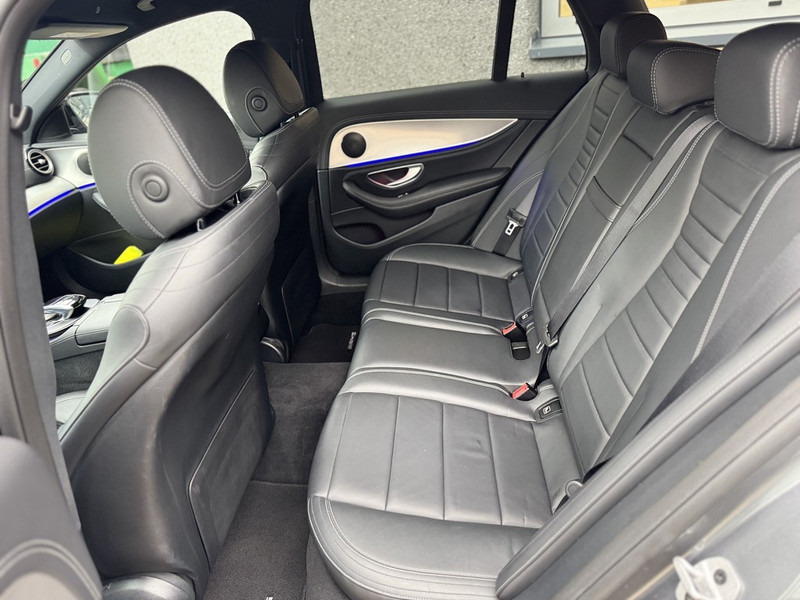 Voiture Mercedes-Benz E-Klasse Estate 300 de AMG Line 2020 Led / ACC / Leder: photos 12