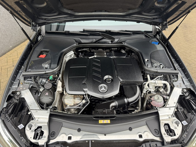 Voiture Mercedes-Benz E-Klasse Estate 300 de AMG Line 2020 Led / ACC / Leder: photos 16