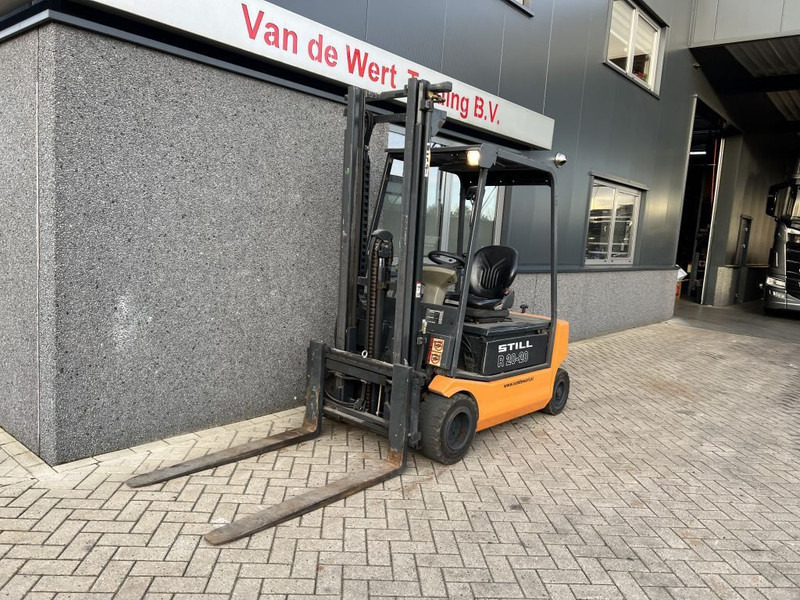 Still R20-20P Heftruck Still R20-20P Duplo 340 freelift/sideshift elektrisch 2006 Accu 2014 - Chariot élévateur électrique: photos 4 Still R20-20P Heftruck Still R20-20P Duplo 340 freelift/sideshift elektrisch 2006 Accu 2014 - Chariot élévateur électrique: photos 4