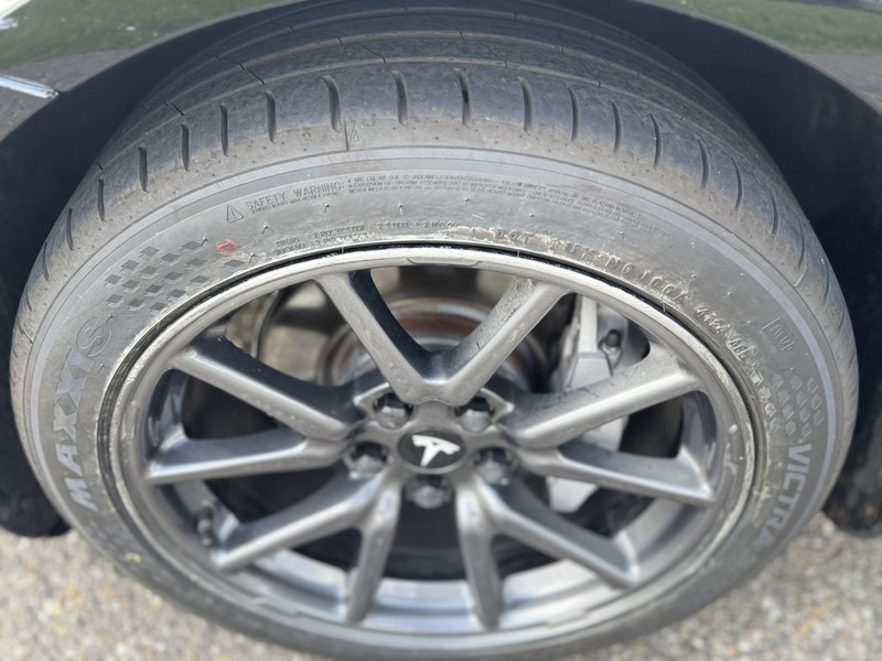 Voiture Tesla Model 3: photos 12