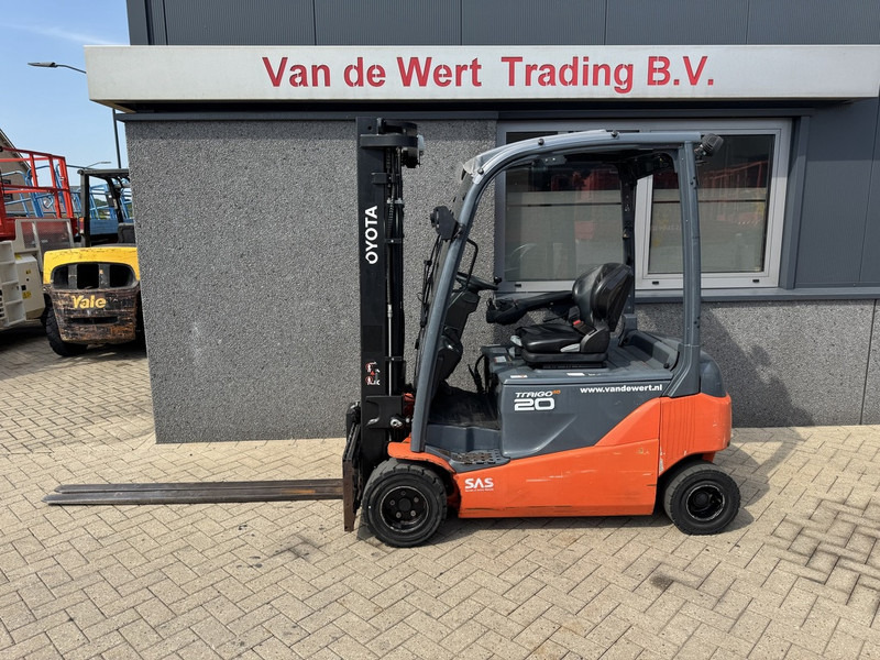 Toyota 8FBM20T Triplo 470 Freelift / Sideshift Elektrisch 2017 6535Hours - Chariot élévateur électrique: photos 1 Toyota 8FBM20T Triplo 470 Freelift / Sideshift Elektrisch 2017 6535Hours - Chariot élévateur électrique: photos 1