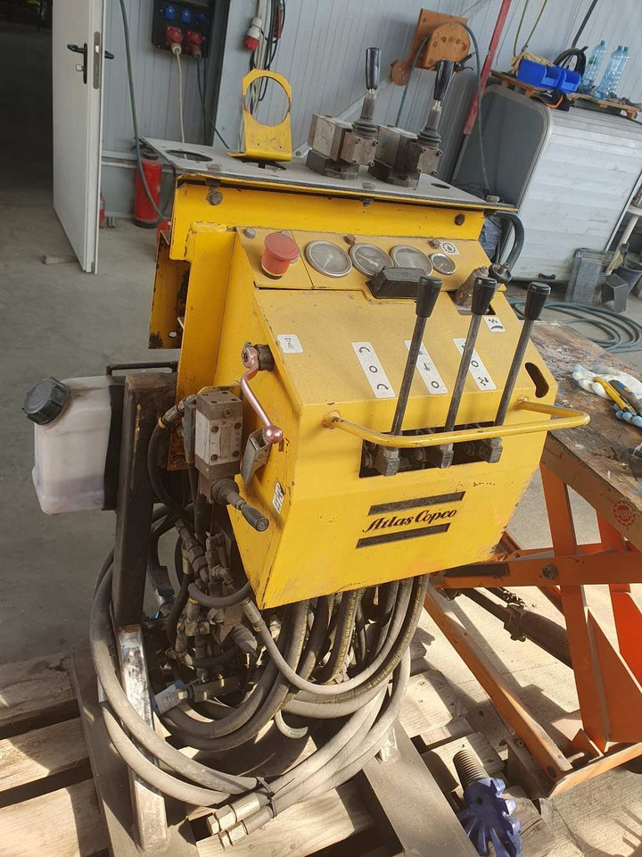 Atlas Copco DCS-12-45-1 powerpack - Tunnelier: photos 5 Atlas Copco DCS-12-45-1 powerpack - Tunnelier: photos 5