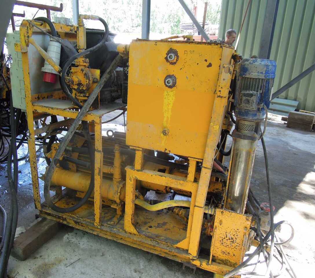 AtlasCopco BUT 6 EH drill boom - Tunnelier: photos 4 AtlasCopco BUT 6 EH drill boom - Tunnelier: photos 4