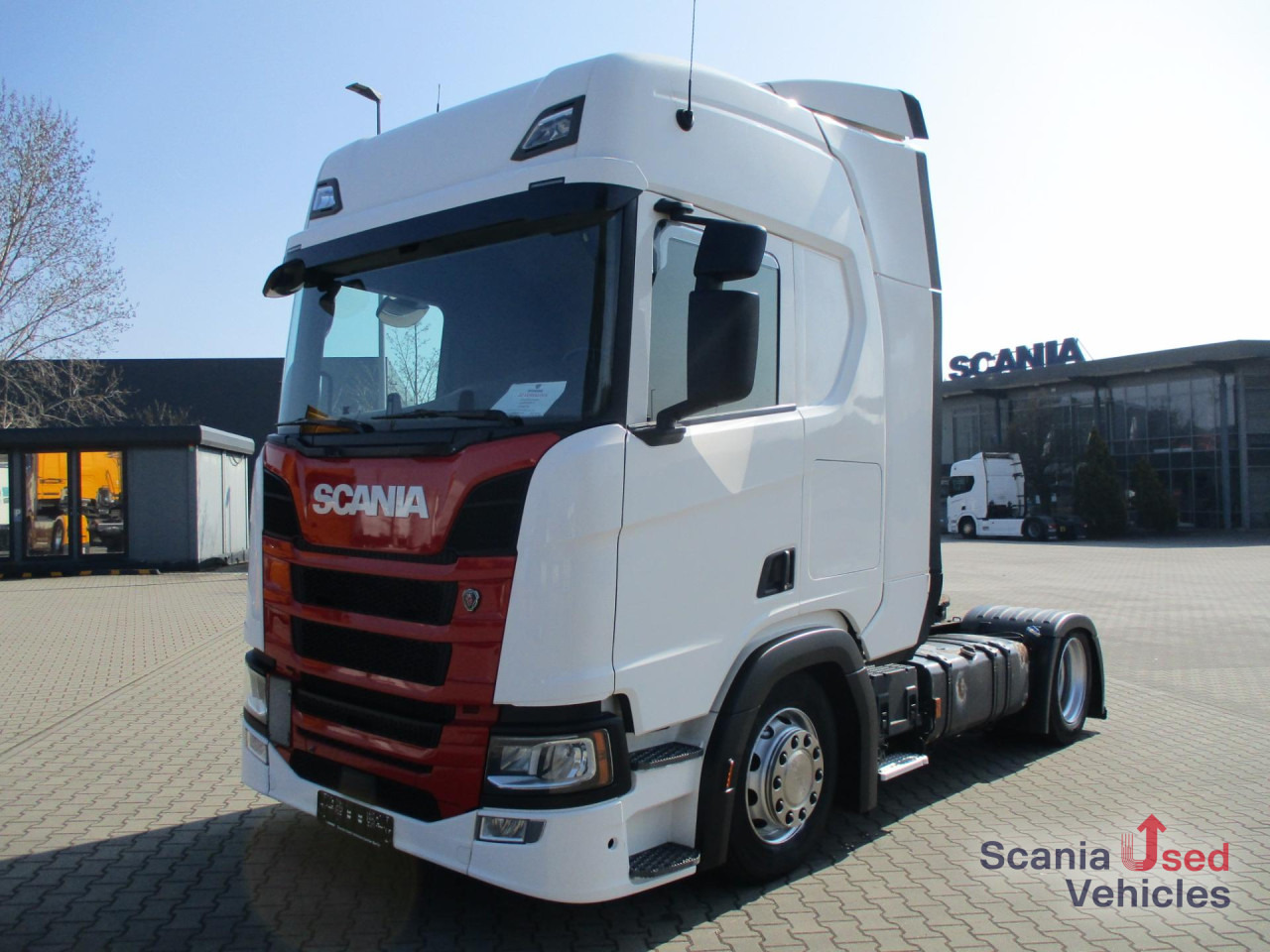 SCANIA R 450 A4x2EB Hubsattelkupplung - Tracteur routier: photos 1 SCANIA R 450 A4x2EB Hubsattelkupplung - Tracteur routier: photos 1