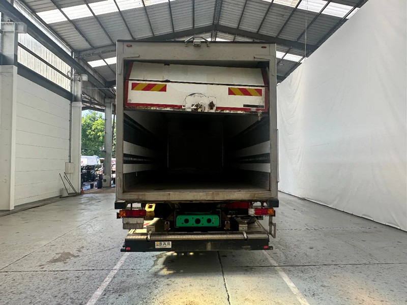 Mercedes-Benz Axor 1826 / 251000 km - Camion frigorifique: photos 4 Mercedes-Benz Axor 1826 / 251000 km - Camion frigorifique: photos 4