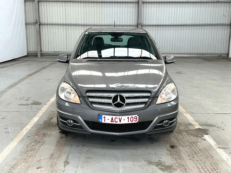 Berline Mercedes-Benz B-Klasse 180 CDI: photos 8