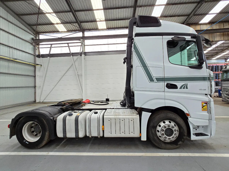 Mercedes-Benz Actros 1843 PTO / AIRCO - Tracteur routier: photos 4 Mercedes-Benz Actros 1843 PTO / AIRCO - Tracteur routier: photos 4