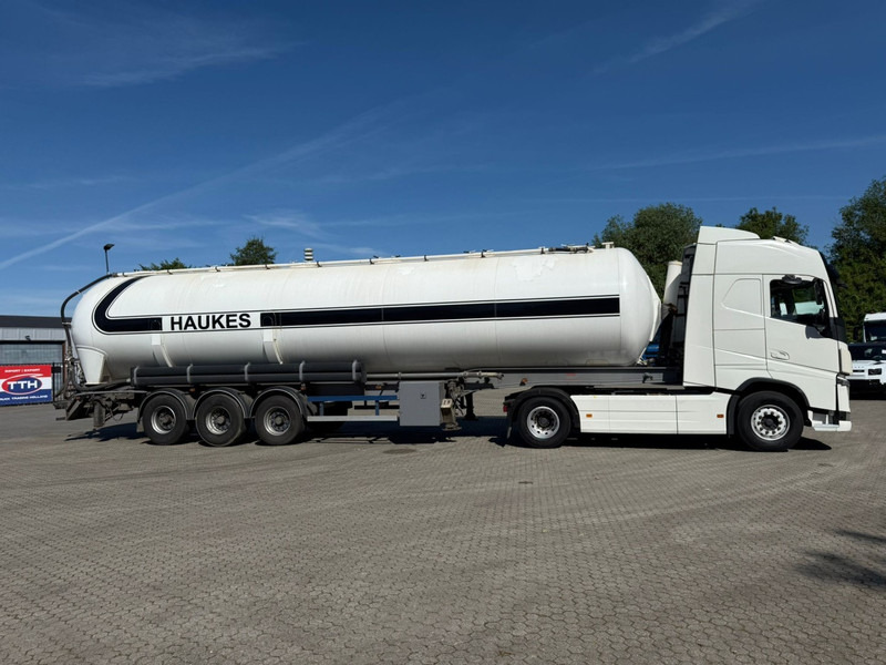Benalu T39NLNEP Tipper Aluminium 6 compartiments - Semi-remorque citerne: photos 2 Benalu T39NLNEP Tipper Aluminium 6 compartiments - Semi-remorque citerne: photos 2