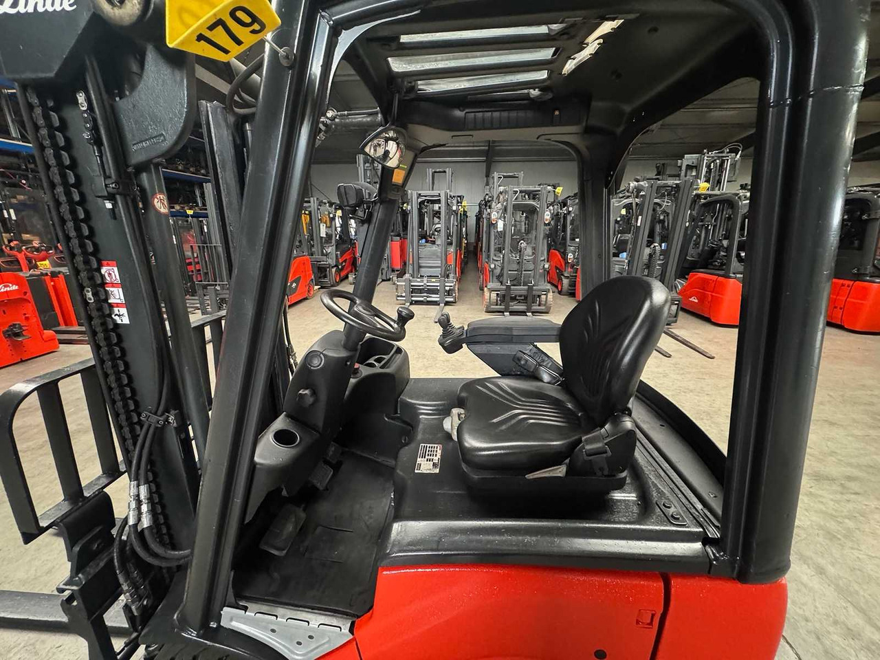 Chariot élévateur 04/2021 LINDE E16 1.600 KG 3.+4.: photos 11 Chariot élévateur 04/2021 LINDE E16 1.600 KG 3.+4.: photos 11