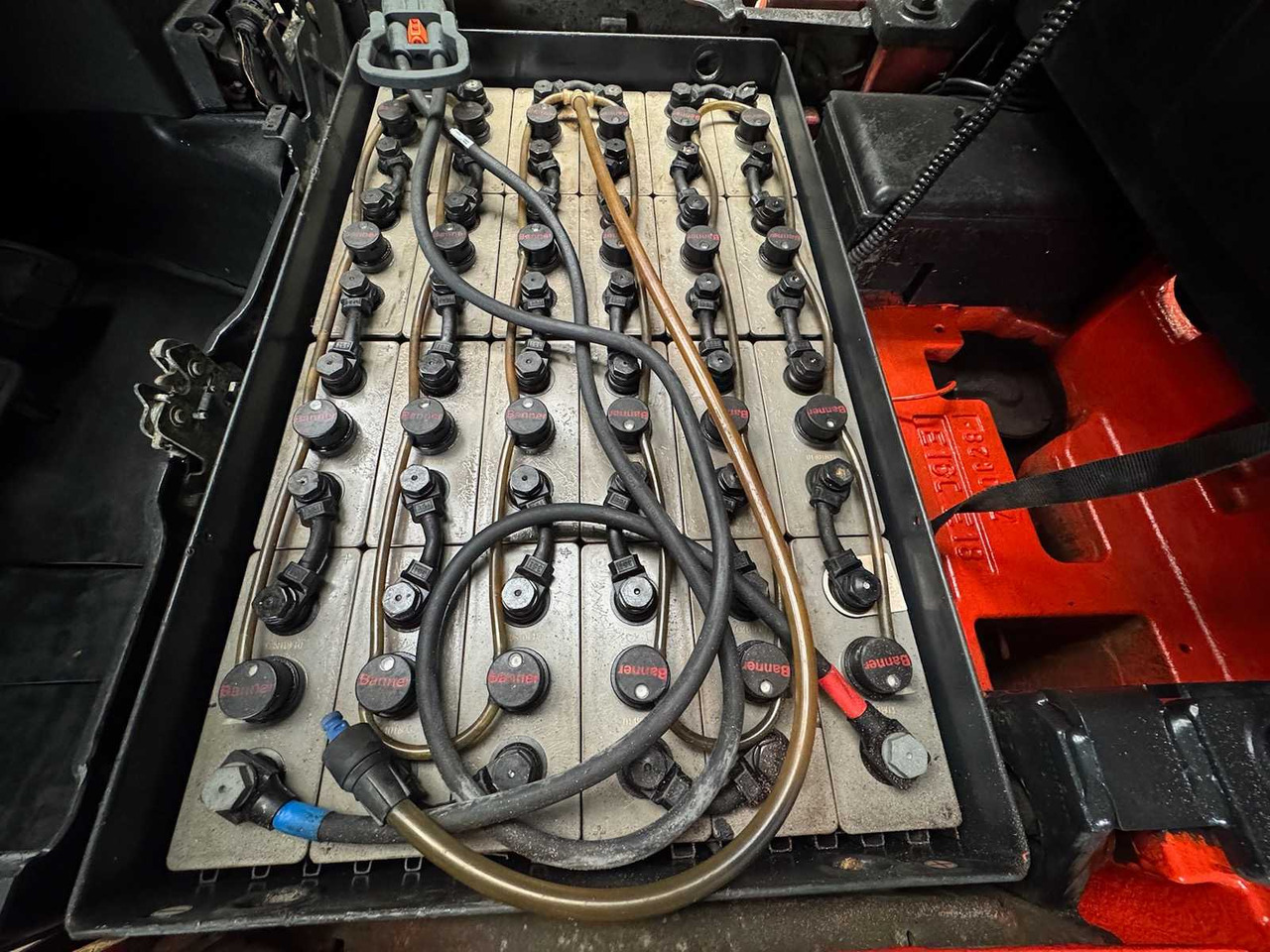 Chariot élévateur 04/2021 LINDE E16 1.600 KG 3.+4.: photos 14 Chariot élévateur 04/2021 LINDE E16 1.600 KG 3.+4.: photos 14