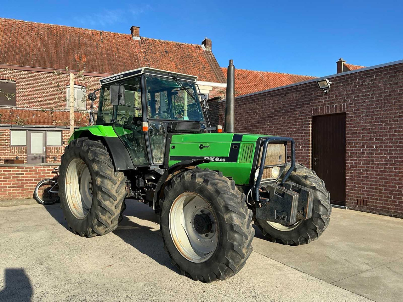 1993 DEUTZ-FAHR DX6.06 ALL-WHEEL DRIVE FARM TRACTOR - Tracteur agricole: photos 4 1993 DEUTZ-FAHR DX6.06 ALL-WHEEL DRIVE FARM TRACTOR - Tracteur agricole: photos 4